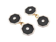 MANSCHETTKNAPPAR, 18K guld/platina, onyx, äldre briljantslipade diamanter ca 0,16 ctv, 12 mm, vikt 6,4 g.