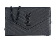 SAINT LAURENT, VÄSKA, Envelope Wallet On Chain, grain de poudre svart kalvskinn, svartfärgade beslag, 22x14x1, på auktion i Stockholm, Stockholms län hos Kaplans Auktioner