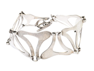 ARMBAND, silver, genombrutet, längd 20 cm, vikt 21,2 3. på auktion i Stockholm, Stockholms län hos Kaplans Auktioner
