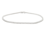 TENNISARMBAND, 18K vitguld, 78 briljantslipade diamanter ca 2,02 ctv, ca TW-TCa/VS-SI, längd 17 cm, vikt 6,6 g på auktion i Stockholm, Stockholms län hos Kaplans Auktioner