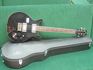 Pantvaror, 1 El-gitarr Washburn #800286 med sladd, axelrem, i auktion: Pant – Onsdag 20 april 2005