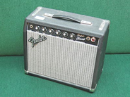 Pantvaror, 1 Gitarrförstärkare Fender Super Champ, i auktion: Pant – Onsdag 20 april 2005