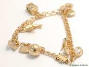 Pantvaror, Armband, Bismarck 18,5cm liten skada, i auktion: Pant – Tisdag 21 februari 2006