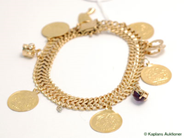 Pantvaror, Armband, Fiskben 20cm med 9 Berlocker, i auktion: Pant – Tisdag 21 februari 2006