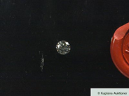 Ädelstenar, BRILJANT I BOX, 0,61 ct, i auktion: Klassiska – Lördag 29 april 2006