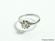 Smycken, ENSTENSRING, 18K vitguld med antikslipad diamant ca 0,28 ct T-cape/VS, i auktion: Klassiska – Lördag 29 april 2006