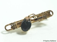 Smycken, SLIPSKLÄMMA, 14K guld med onyx, i auktion: Klassiska – Lördag 29 april 2006