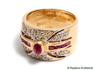 Smycken, RING, 18K, i auktion: Klassiska – Lördag 27 maj 2006