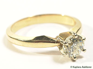 Smycken, ENSTENSRING, 14K guld, i auktion: Klassiska – Lördag 27 maj 2006