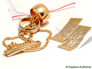 Pantvaror, 2 Armband, Pansar 14,15 cm, i auktion: Pant – Tisdag 30 maj 2006