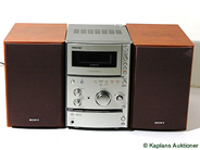 Pantvaror, KompaktStereo, Sony CMT-CPX 11 med 2 Högtalare, i auktion: Pant – Tisdag 30 maj 2006