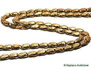 Pantvaror, 1 Kedja bladad Bismarck, ca 60cm,18K. Vikt 16,5g, i auktion: Pant – Torsdag 21 september 2006