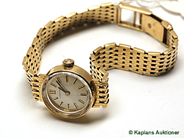 Pantvaror, 1 Damur Certina 18K med korridorlänk 18K, Br.Vikt 32gram. Vikt 32g, i auktion: Pant – Torsdag 21 september 2006