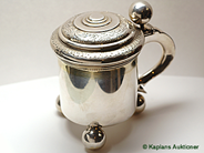 Silver, DRYCKESKANNA, silver, i auktion: Klassiska – Lördag 25 november 2006