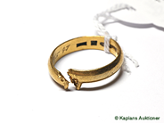 Pantvaror, 1 Ring 23K /def/. Vikt 4,9g, i auktion: Pant – Lördag 17 februari 2007