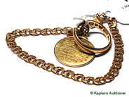 Pantvaror, 1 Ring,  1 Hänge, i auktion: Pant – Lördag 17 februari 2007