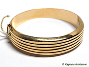 Pantvaror, 1 Stelt armband (säkerhetskedja av), 18K. Vikt 29,2g, i auktion: Pant – Torsdag 3 maj 2007