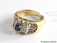 Pantvaror, Ring, med stenar 18K Ø16 5,7g, i auktion: Pant – Tisdag 9 oktober 2007