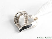 Pantvaror, Hänge, Hjärta med små diamanter 18K vitguld 1,2g, i auktion: Pant – Tisdag 9 oktober 2007