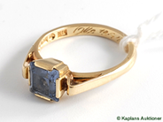 Pantvaror, Ring, med sten 18K Ø18¼ graverad 5,3g, i auktion: Pant – Tisdag 9 oktober 2007