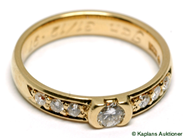 Smycken, RING, 18K guld, i auktion: Klassiska – Lördag 26 januari 2008