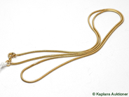 Pantvaror, Halskedja, 18K 46cm något bucklig i länk 6,8g, i auktion: Pant – Tisdag 25 mars 2008
