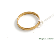 Pantvaror, Parti Guld, graverad ring, i auktion: Pant – Tisdag 17 juni 2008