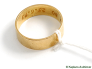 Pantvaror, Parti Guld, graverad ring, i auktion: Pant – Tisdag 17 juni 2008