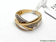 Pantvaror, Ring, 18K med diamanter 15xca 0,01ct Ø163/4 3,4g, i auktion: Pant – Tisdag 17 juni 2008