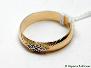 Pantvaror, Ring, 21K med stenar Ø21 5,8g, i auktion: Pant – Tisdag 17 juni 2008