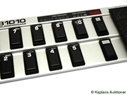 Pantvaror, Effektpedal, Behringer FCB1010 Midi Foot Controller nätkabel saknas, i auktion: Pant – Tisdag 17 juni 2008