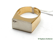 Pantvaror, Klackring, 18K med diamant ca0,01ct, i auktion: Pant – Tisdag 17 juni 2008