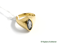Pantvaror, Ring, med sten 18K Ø 17 1/2 4,8 g, i auktion: Pant – Tisdag 17 februari 2009