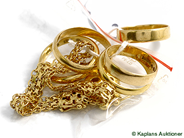 Pantvaror, Partiguld, 18K gravyr trasigt 43,1 g, i auktion: Pant – Tisdag 17 februari 2009