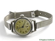 Klockor, REVUE-SPORT, damur, i auktion: Lilla Klockor – Torsdag 5 mars 2009