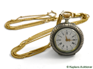 Klockor, MORMORSUR, 33 mm, i auktion: Lilla Klockor – Torsdag 5 mars 2009