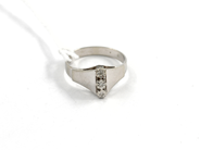Pantvaror, Ring, 18K, i auktion: Pant – Tisdag 11 augusti 2009