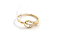 Pantvaror, Ring, 18K med stenar, i auktion: Pant – Tisdag 11 augusti 2009