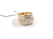 Pantvaror, Ring, 18K tvåfärgad med stenar, i auktion: Pant – Tisdag 11 augusti 2009