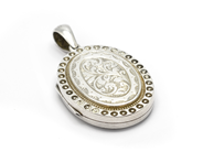 Smycken, MEDALJONG, silver, i auktion: Klassiska – Lördag 27 februari 2010