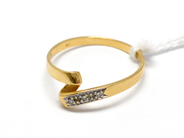 Pantvaror, Ring, 18K med stenar Ø18 2g, i auktion: Pant – Tisdag 16 november 2010