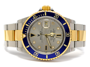 Pantvaror, Herrur, Rolex OP Submariner guld/stål automat safirglas datum diamant och safirindex Oysterlänk Guld/Stål ca 17cm med viklås, i auktion: Pant – Tisdag 16 november 2010