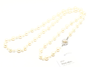 Pantvaror, Pärlcollier, med silverlås 70cm, i auktion: Pant – Tisdag 22 november 2011