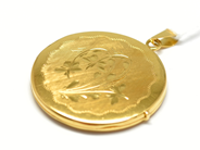 Pantvaror, Medaljong, 18K 16,2g, i auktion: Pant – Tisdag 22 november 2011