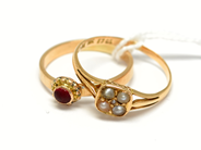 Pantvaror, Ringar, 2st 18K Ø153/4 163/4 3,4g, i auktion: Pant – Tisdag 22 november 2011