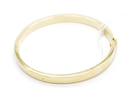 Pantvaror, Armring, öppningsbar Ø5,5cm bucklig 14K 10,4g, i auktion: Pant – Tisdag 22 november 2011