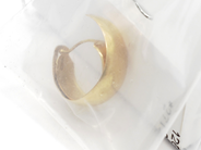Pantvaror, Örhängen, 2st defekta 18K 1,2g, i auktion: Pant – Tisdag 22 november 2011