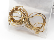 Pantvaror, Parti Guld, trasigt buckligt 18K 6,6g, i auktion: Pant – Tisdag 22 november 2011