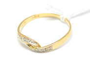 Pantvaror, Ring, med små diamanter Ø17¾ 18K 1,5g, i auktion: Pant – Tisdag 22 november 2011