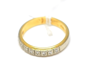 Pantvaror, Ring, tvåfärgad med diamanter  10xca0,01ct Ø15¾ 18K 2,8g, i auktion: Pant – Tisdag 22 november 2011